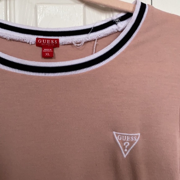 Guess t-shirt - Picture 2 of 2